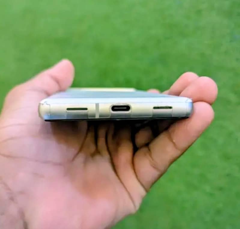 Google Pixel 7a 3