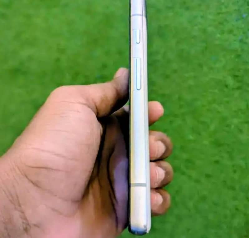Google Pixel 7a 6