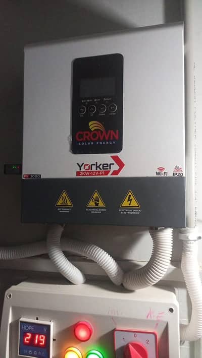 2 KW  Complete solar system New with Lithium Battery or new Solar pane