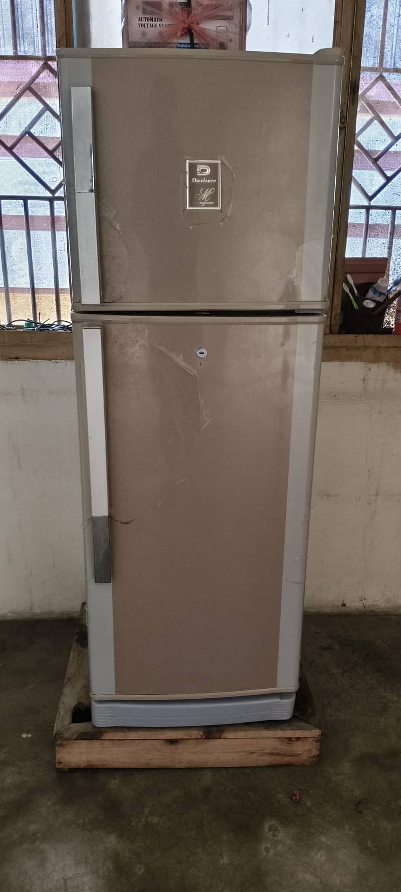Refrigerator 0