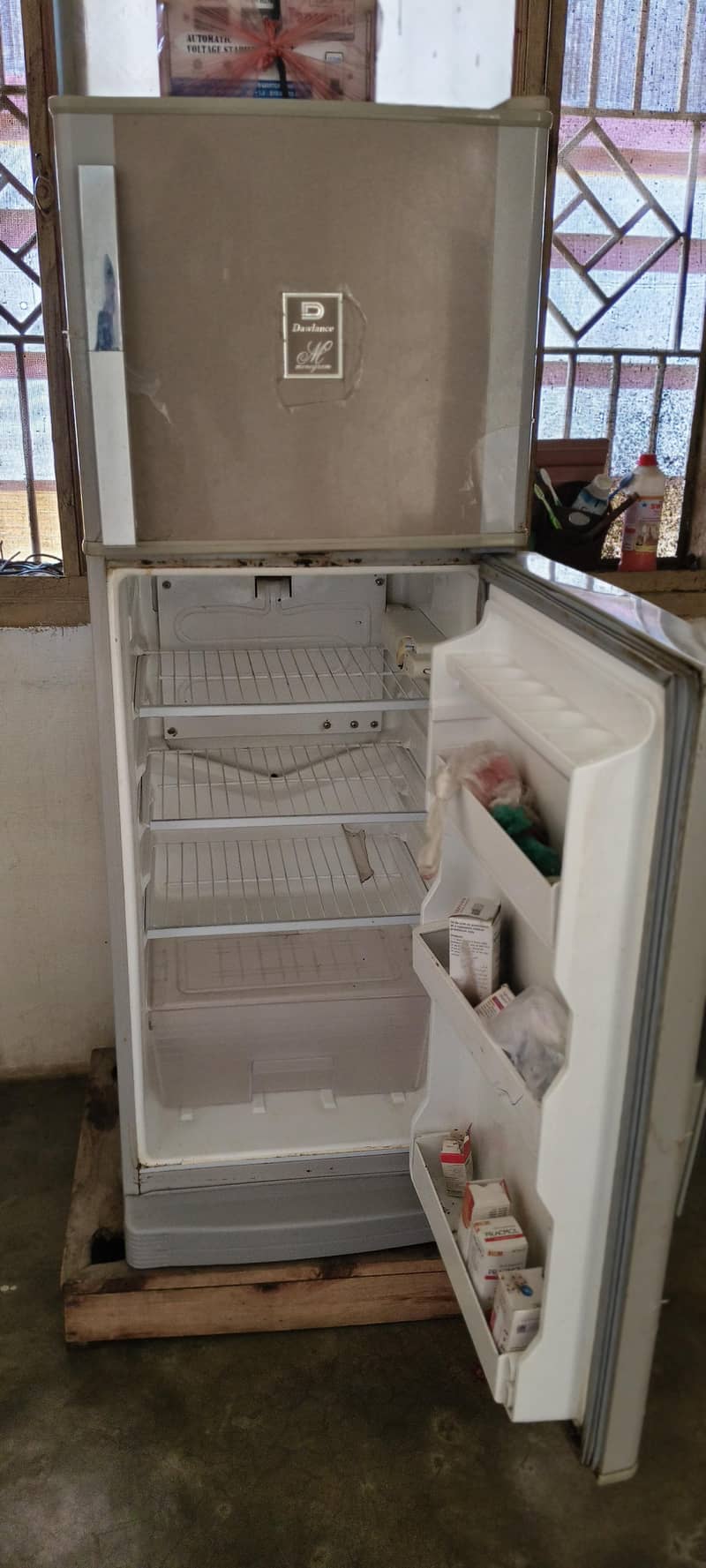 Refrigerator 1
