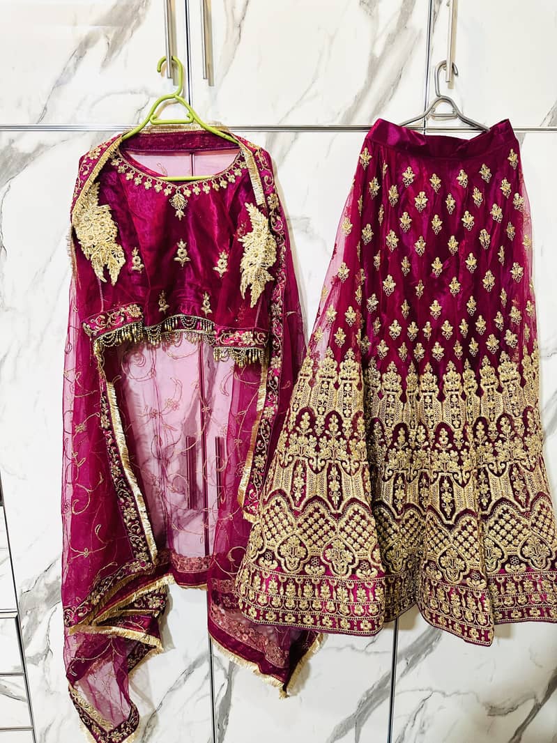 Pre-loved clothes 4