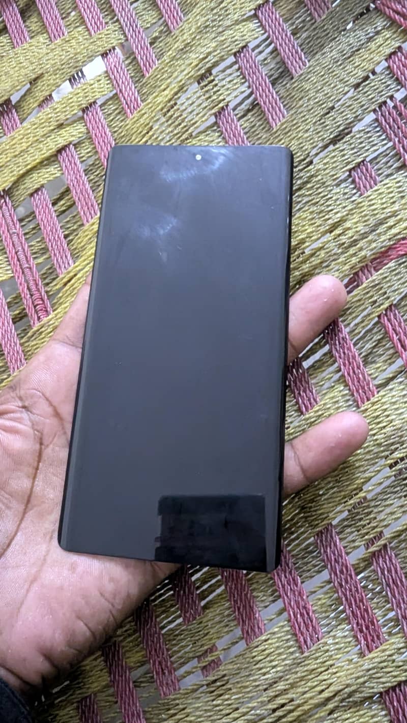 Google pixel 7 pro panel 4