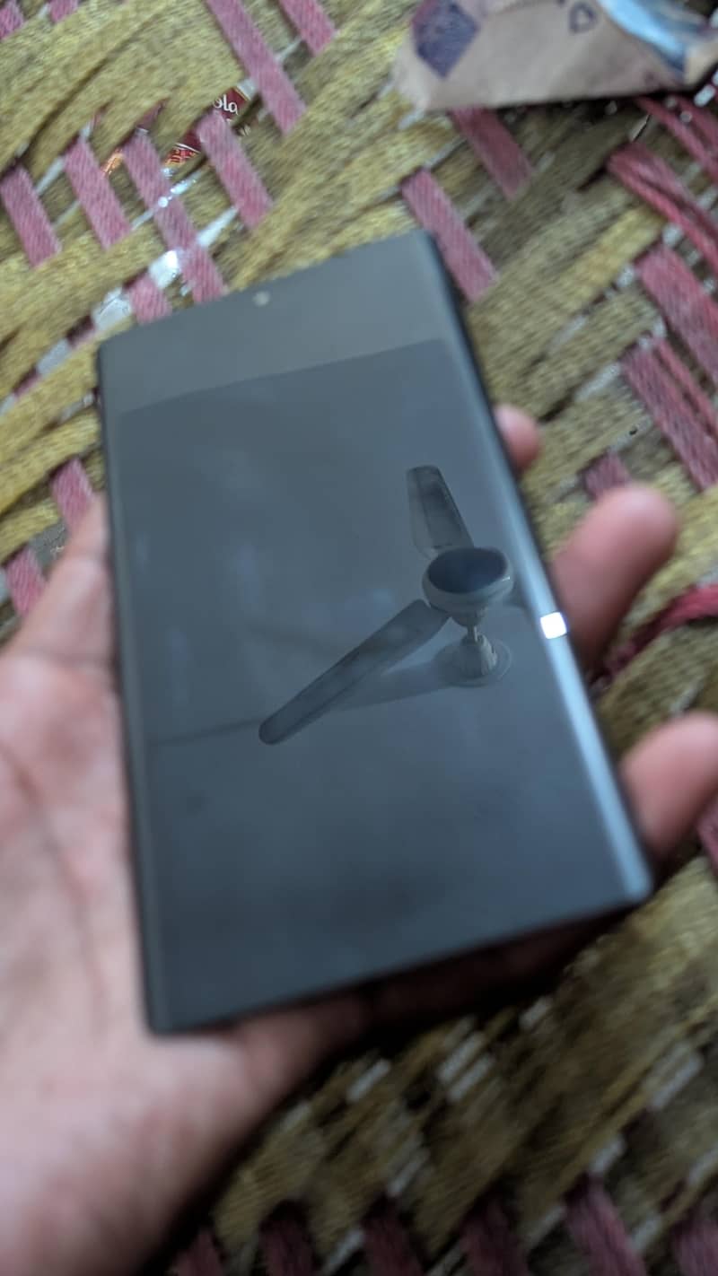 Google pixel 7 pro panel 5