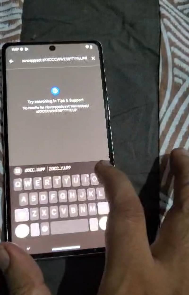 Google pixel 7 pro panel 6