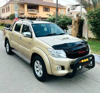 Toyota Hilux vigo champ 2013 Automatic transmission