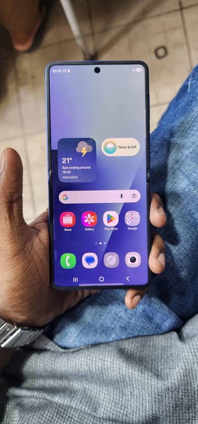 Samsung Mobile Z Flip 7