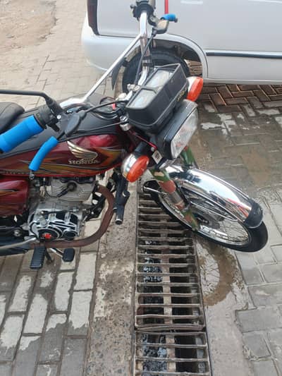 Honda CG 125 2021 Model - Excellent Condition