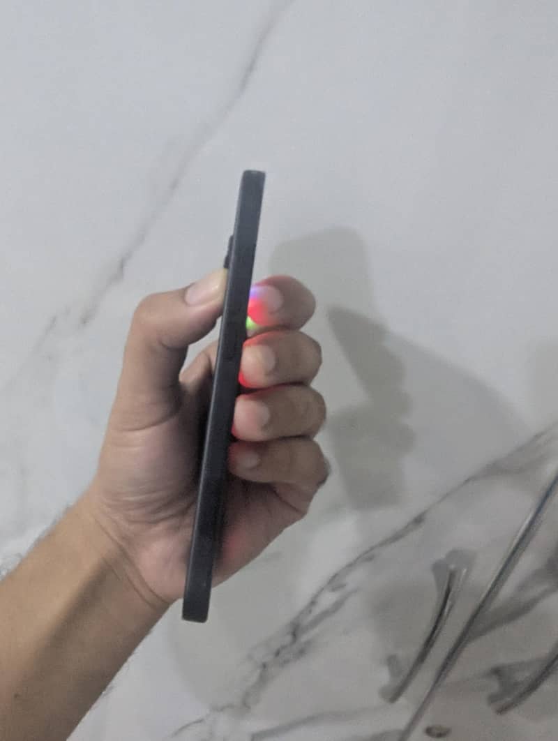 Apple iPhone 15 JV 4
