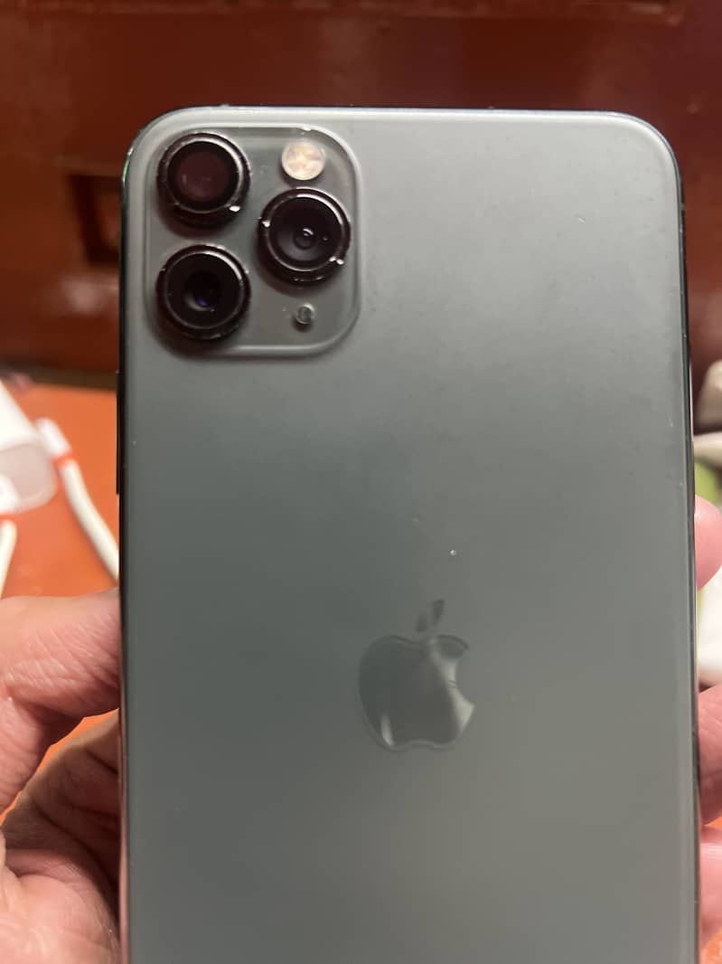 iPhone 11 Pro Max 5