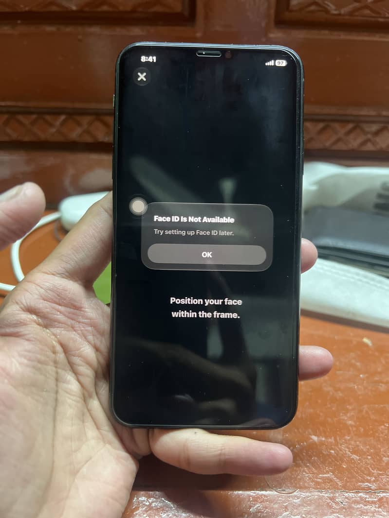 iPhone 11 Pro Max 12