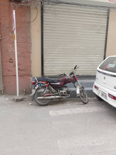 200 Feet Shop With Roof For Sale Opposite Neelam Block Iqbal Town Lahore