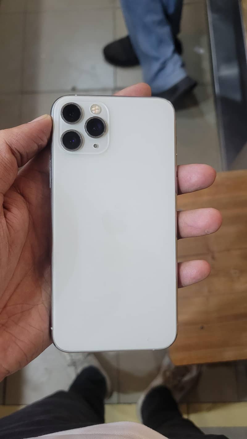 Apple iPhone 11 Pro 0