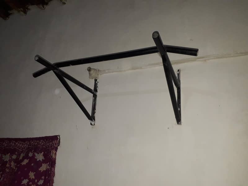 Pullup bar 0