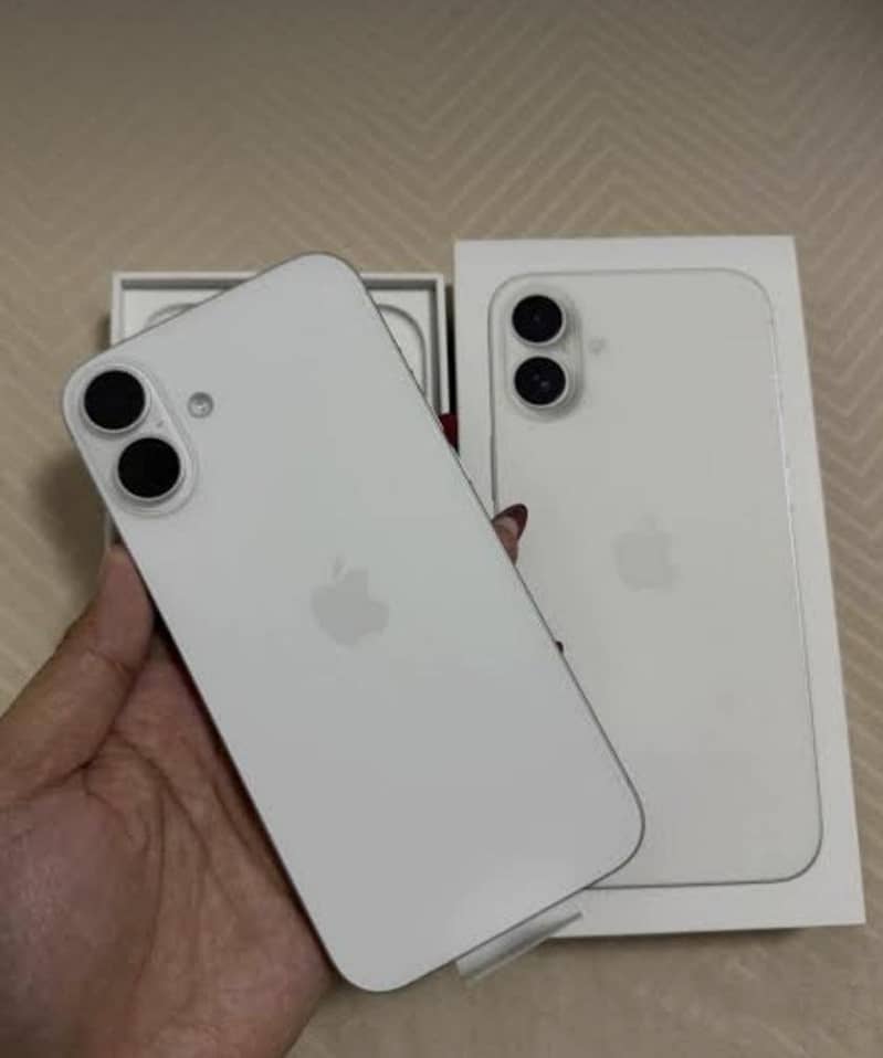 Apple iPhone 16 Plus 3