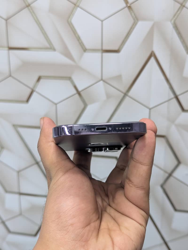 Apple iPhone 14 Pro 4