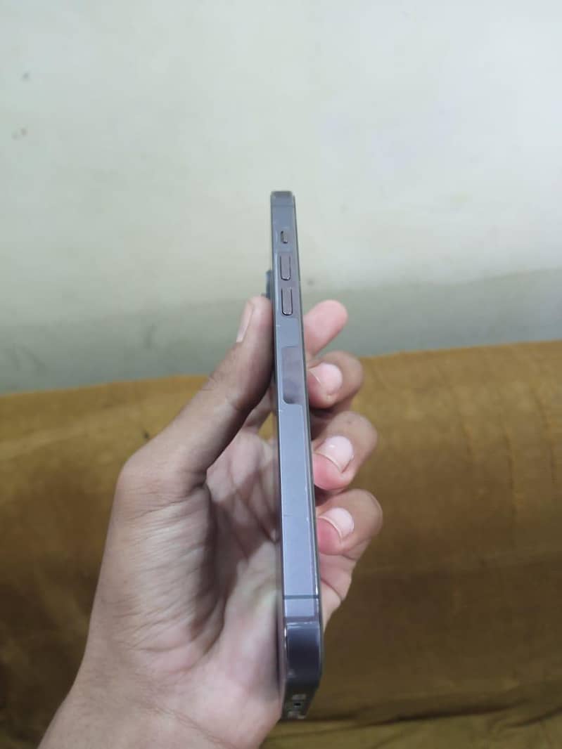 Apple iPhone 14 Pro Max jv 2