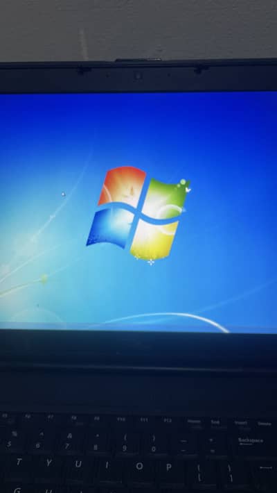 Dell latitude 4gb 320gb