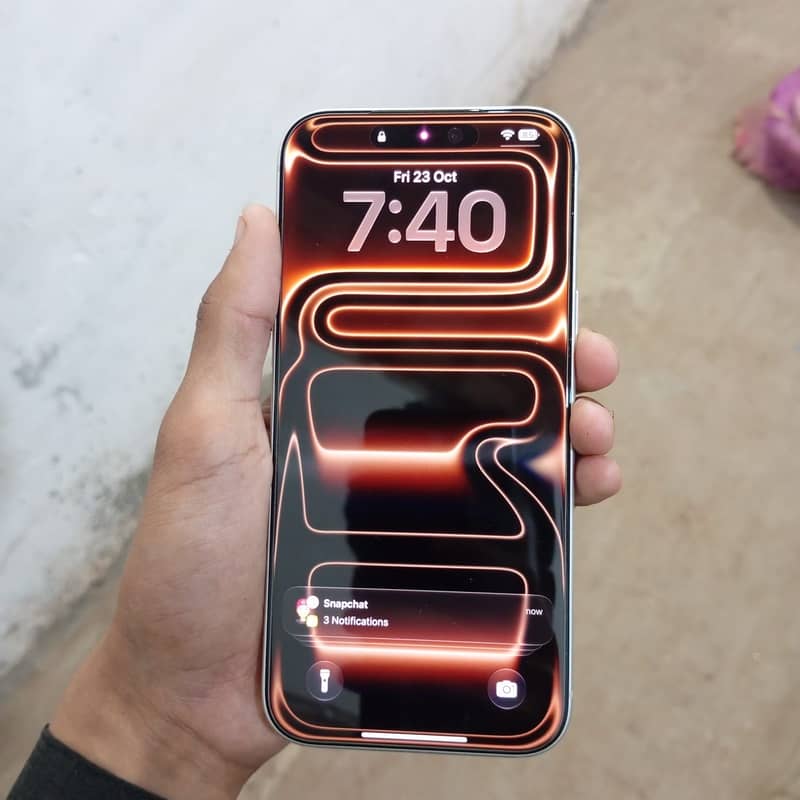 Apple iPhone 17 Pro Max 2