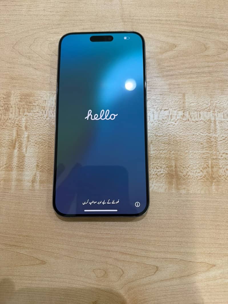 Apple iPhone 15 Pro Max 1