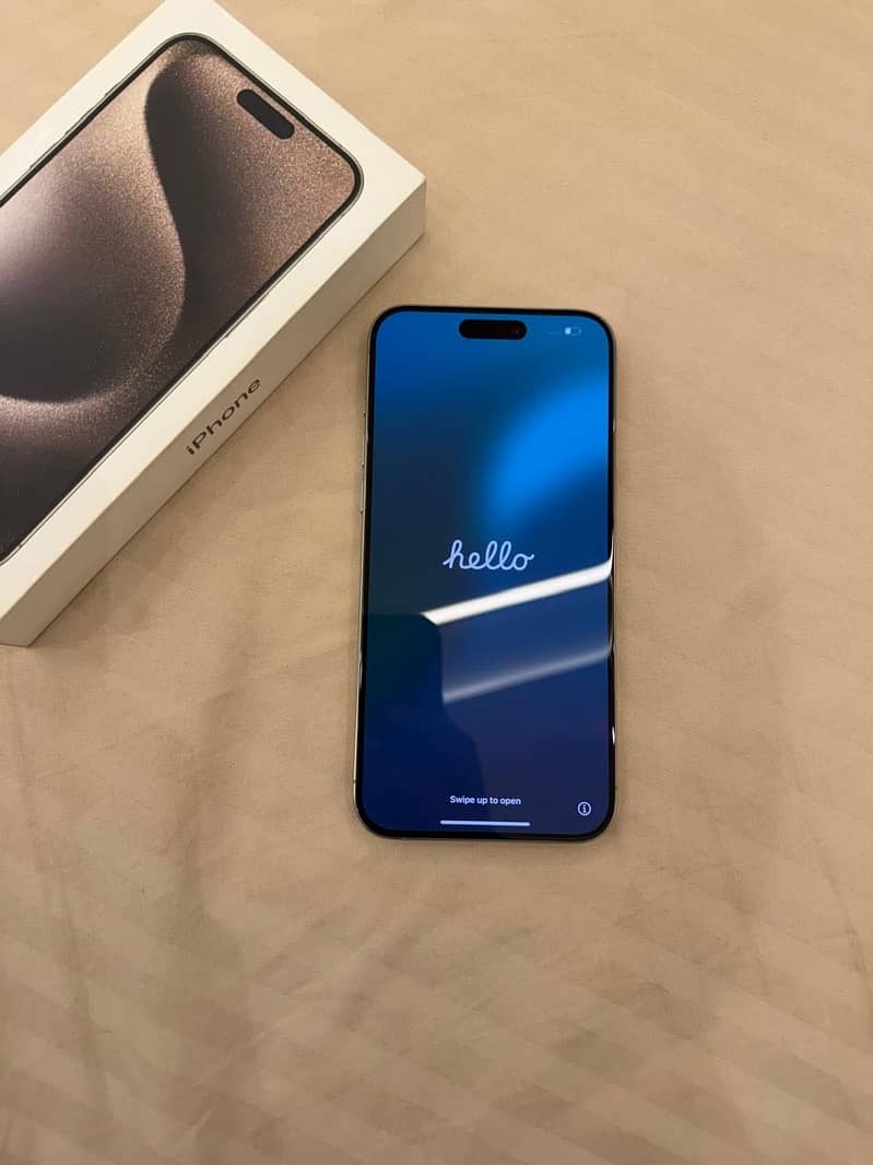 Apple iPhone 15 Pro Max 4