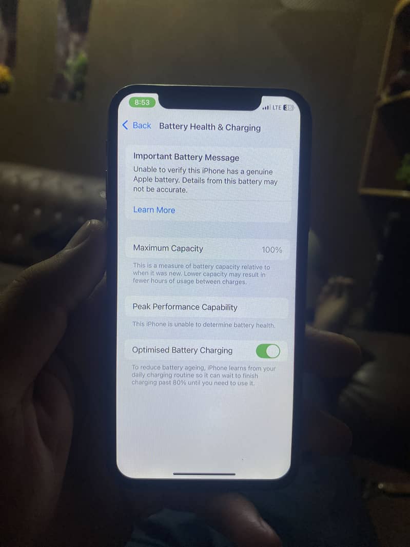 Apple iPhone XS 4