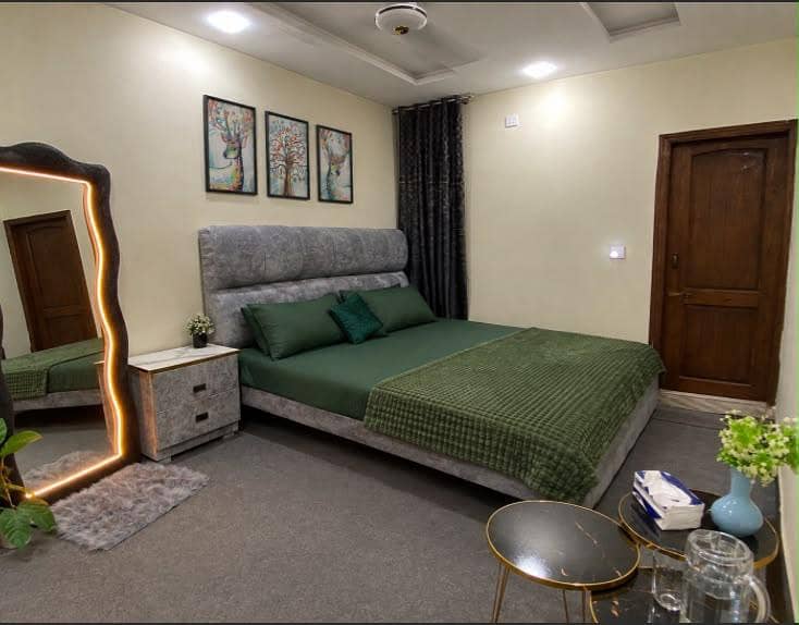 Rawalpindi satellite town main commerical room available daily weekly ...