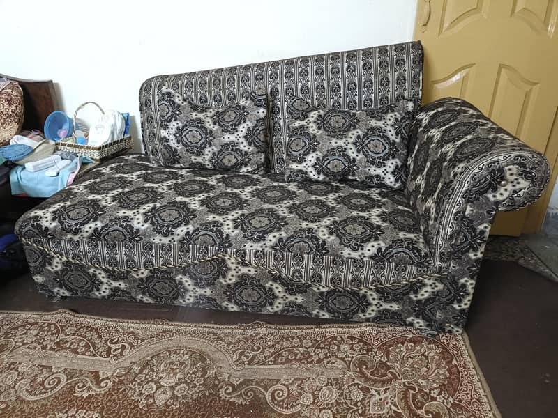 Sofa 7 Seater 1
