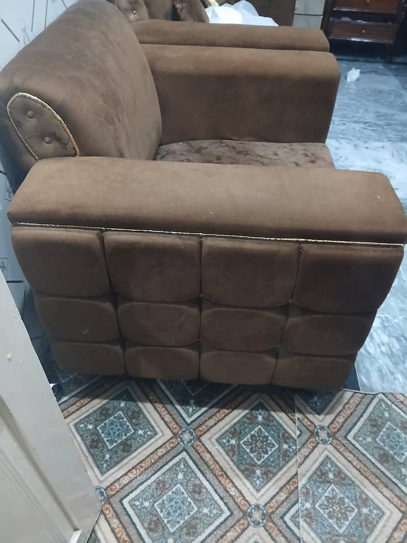 4 Seater sofa set 1