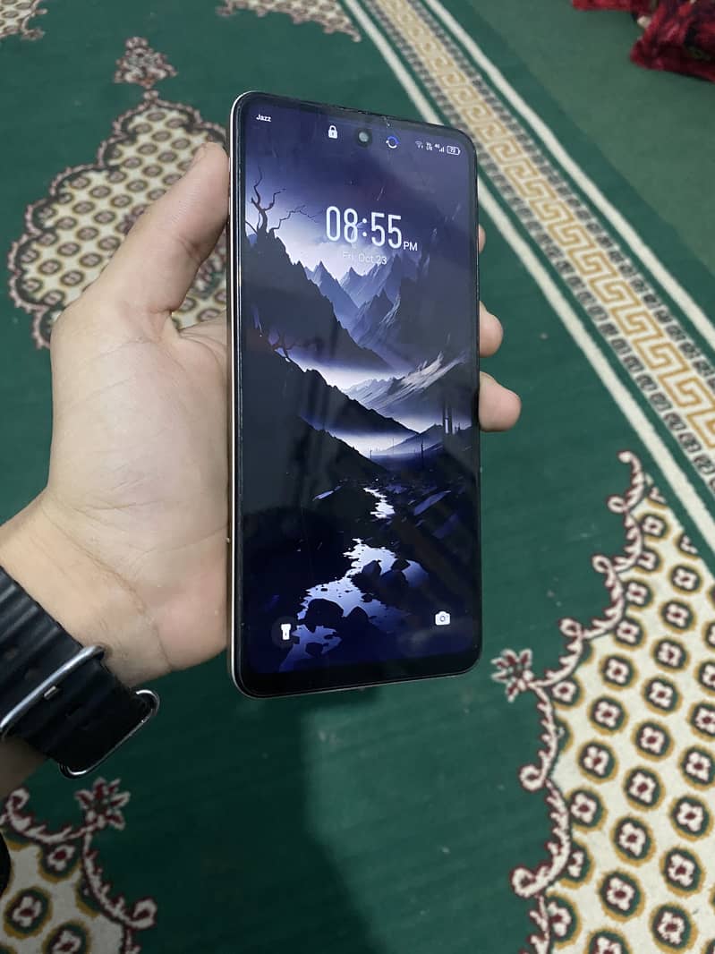 Infinix Smart 8 Pro 0