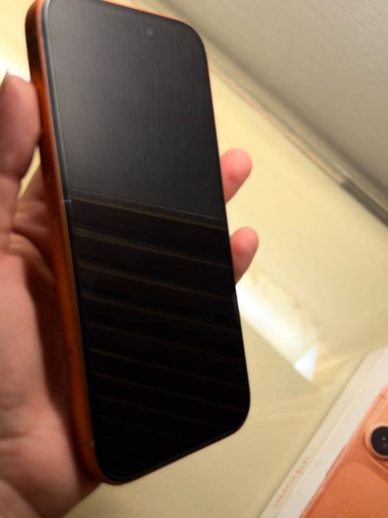 Apple iPhone 17 Pro 6