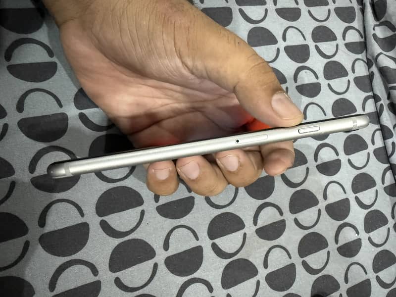 Apple iPhone 6S Plus 6