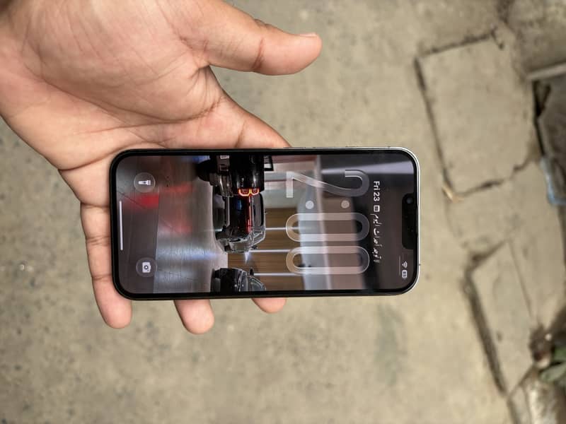 Apple iPhone 13 Pro 1