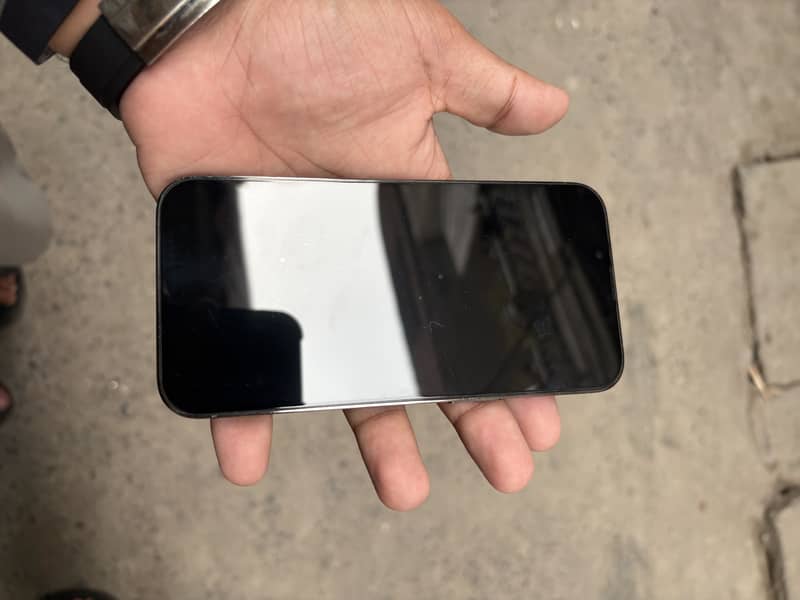 Apple iPhone 13 Pro 9