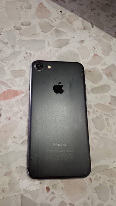 Apple iPhone 7