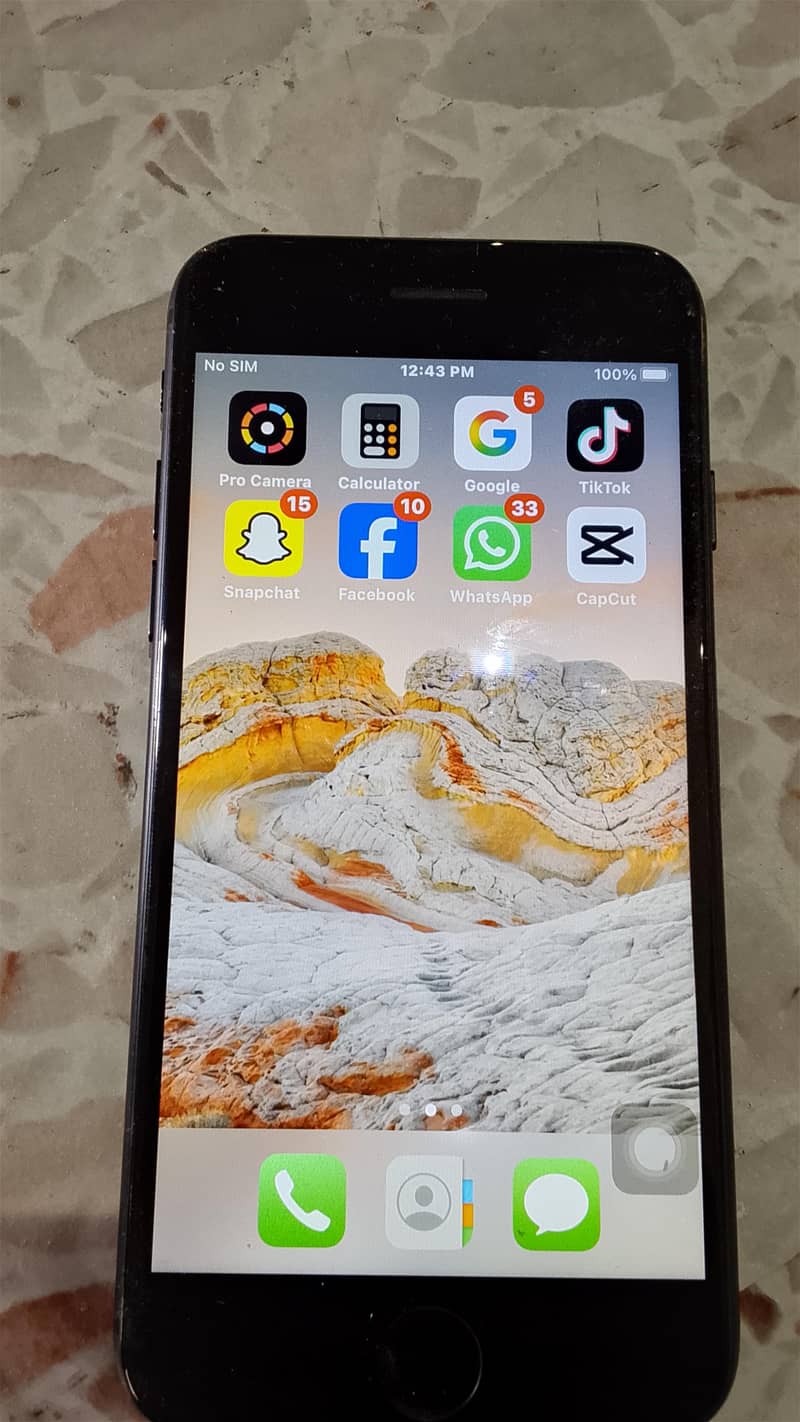 Apple iPhone 7 1