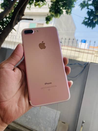 iPhone 7 Plus 128Gb,NonPTA, Factory Unlock, 100% Ok, DSLR Camera