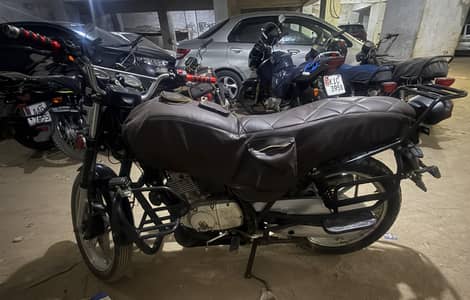 Suzuki GS 150 se