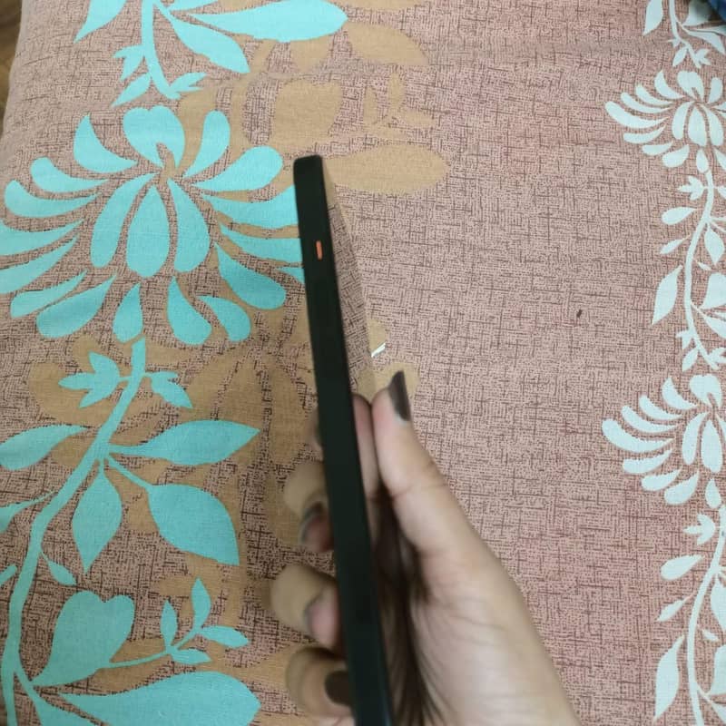 Apple iPhone 15 2