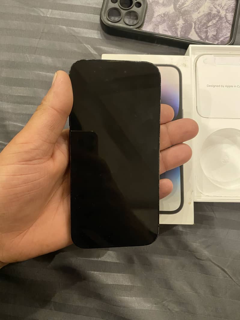 iPhone 14 Pro 1
