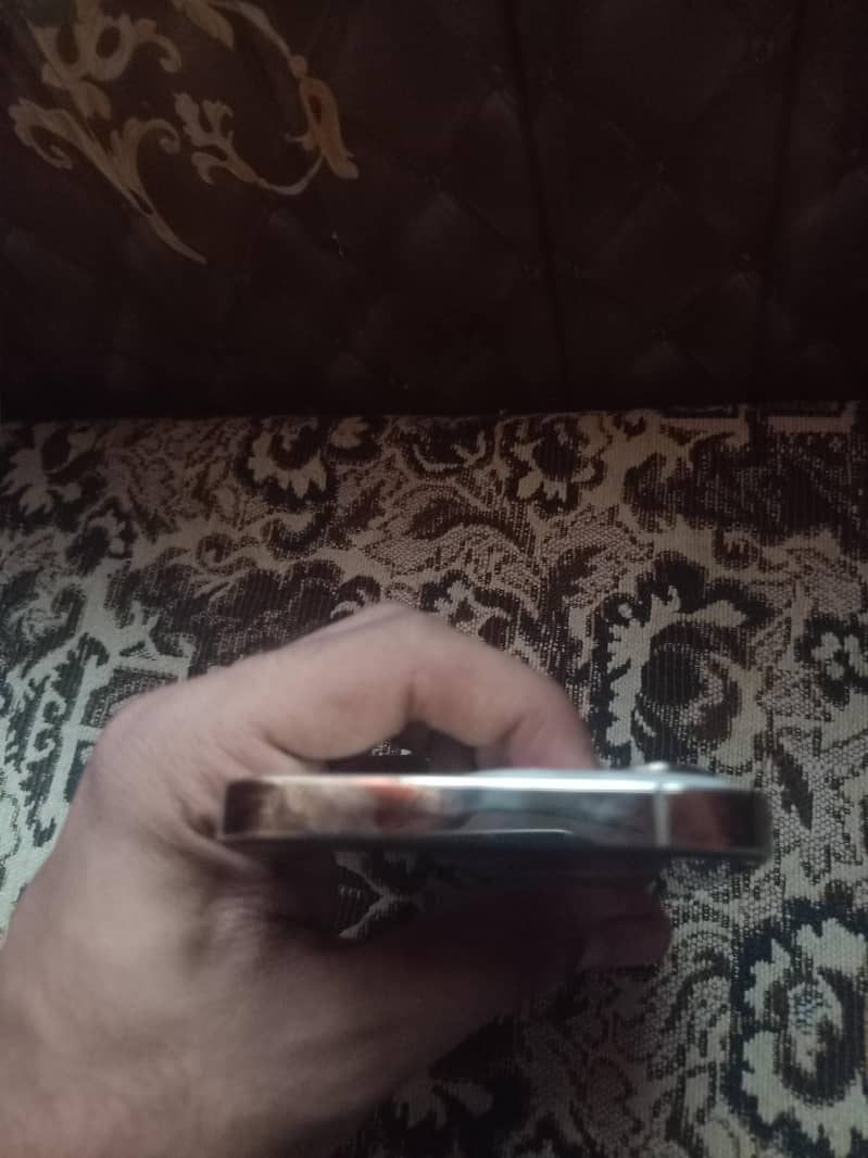 Apple iPhone 13 Pro 7