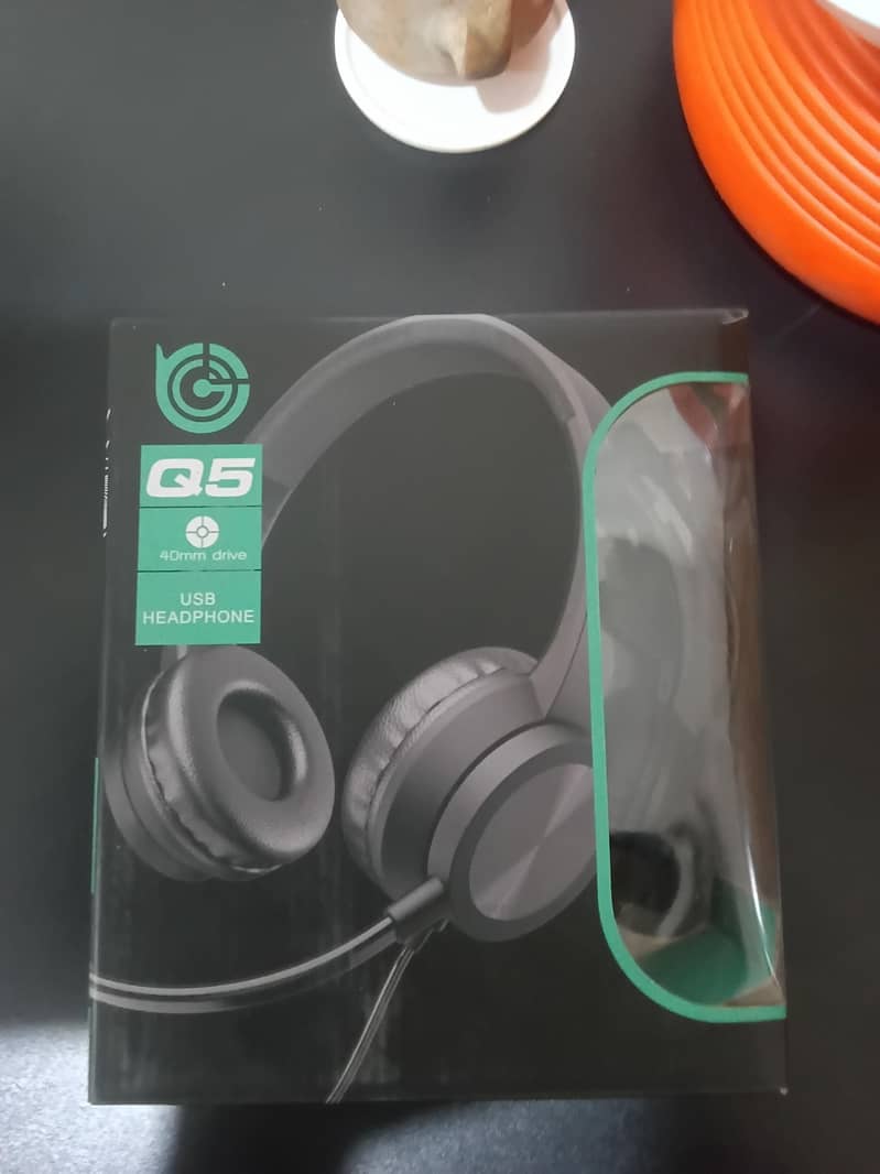 Headphone Q5 0