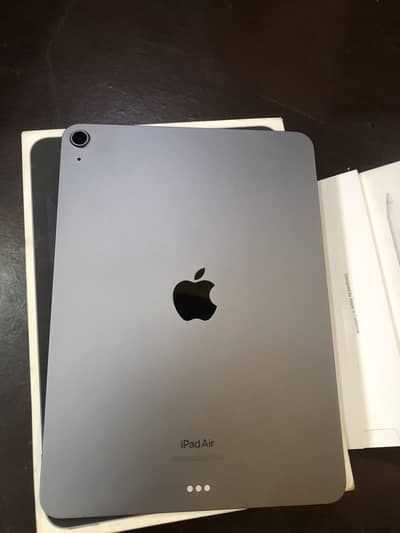 Apple iPad Air 5th Gen (M1) 64GB