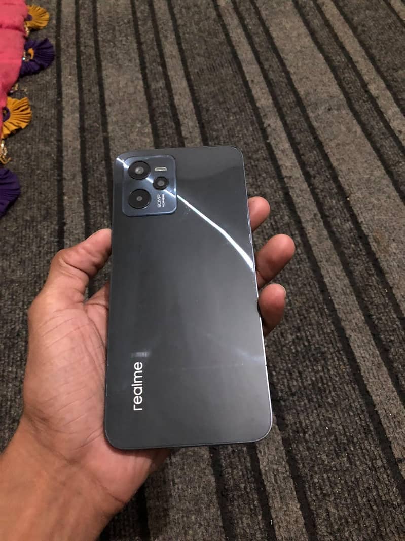 realme 0