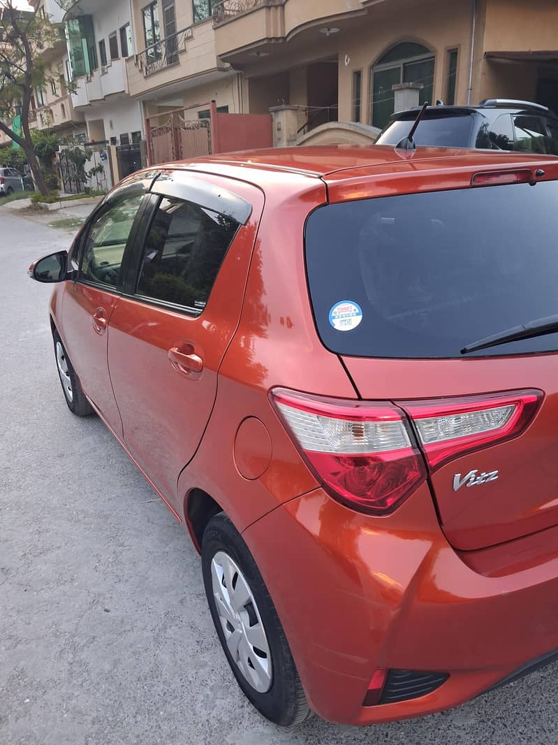 Toyota Vitz 6