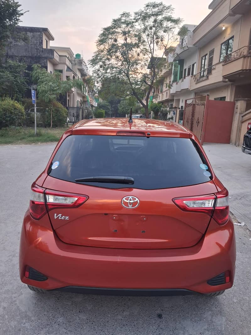 Toyota Vitz 7
