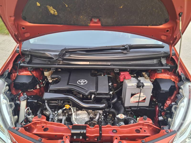 Toyota Vitz 9