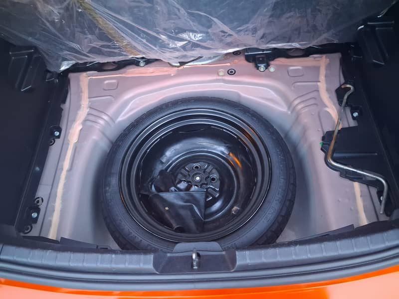 Toyota Vitz 11