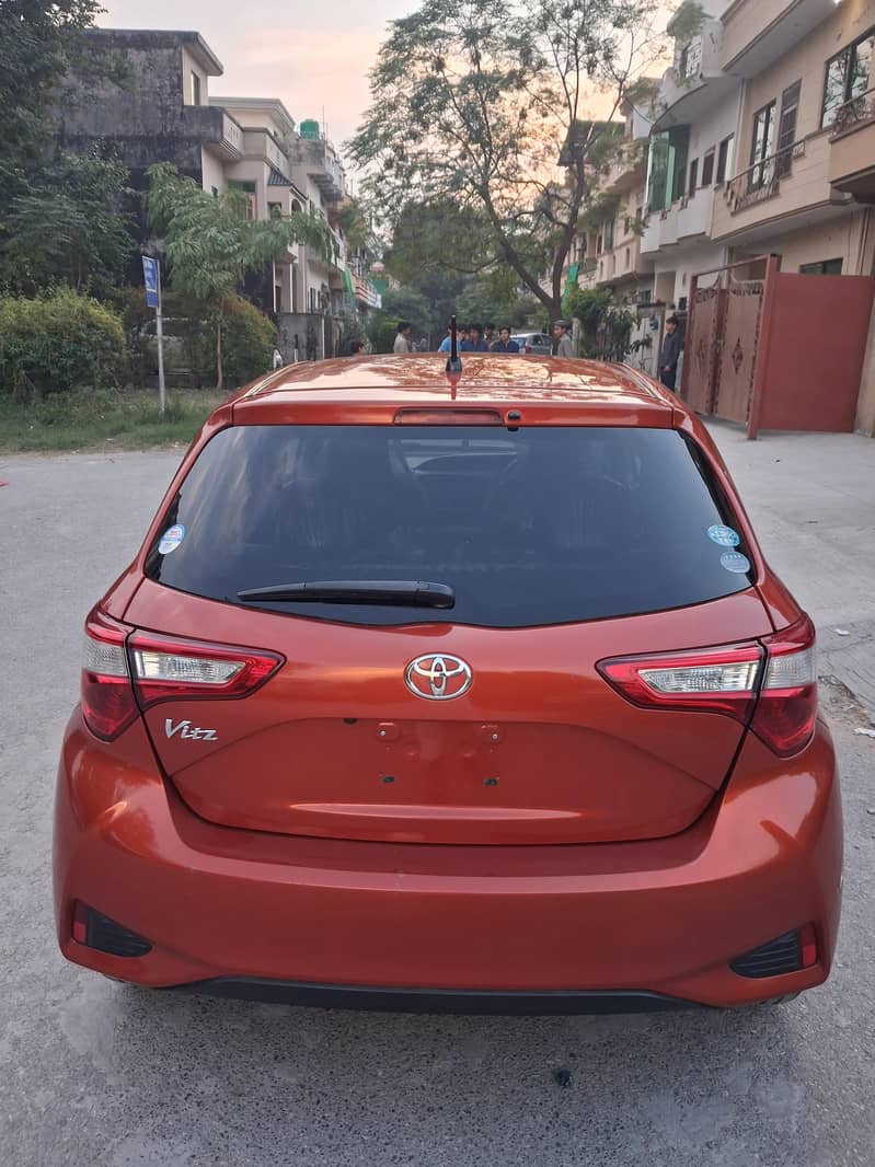 Toyota Vitz 14