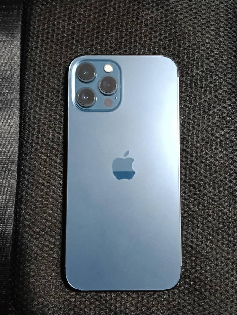 Apple iPhone 12 Pro Max jv 1